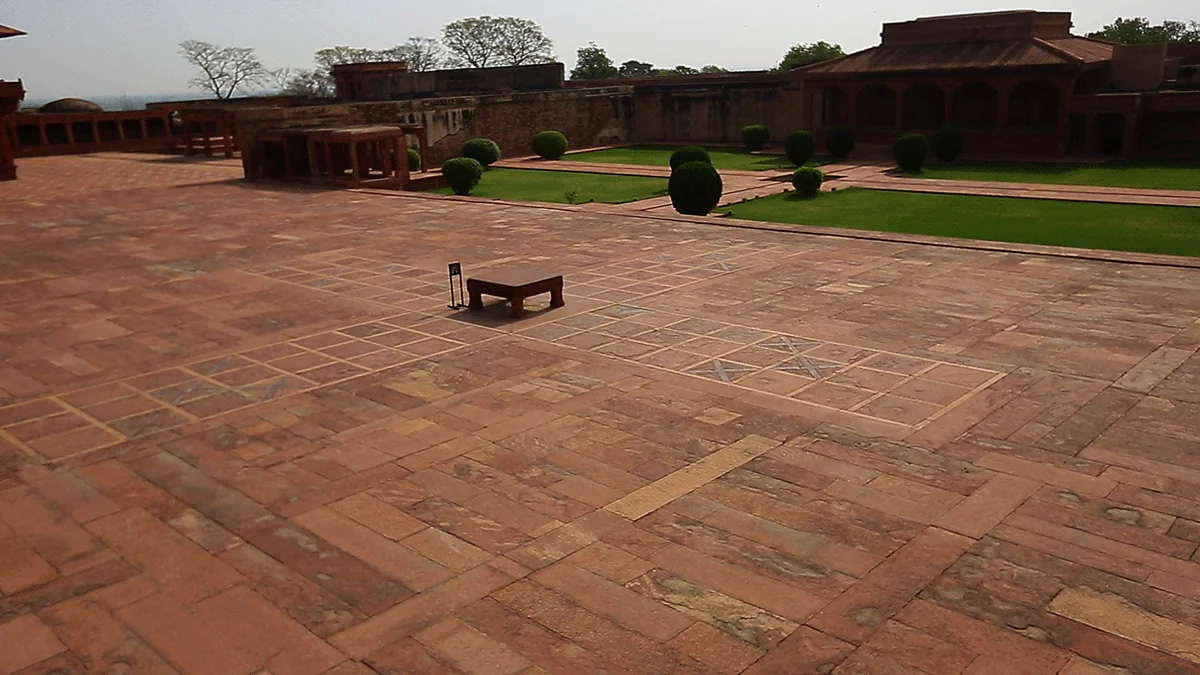 Made in India for Epic Channel — title design and show packaging — heritage courtyard scene
